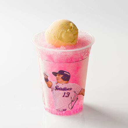 あま～いイチゴソーダフロート