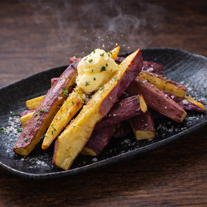 北海道バターと岩塩で仕上げた!
さつま芋の素揚げスティック