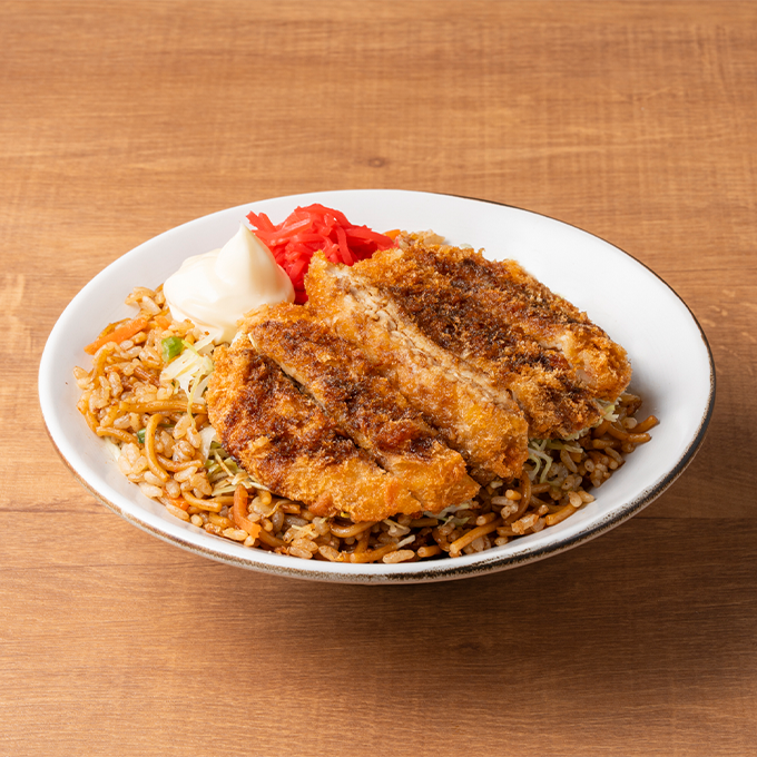 必勝そばめし
～トンカツのせ～