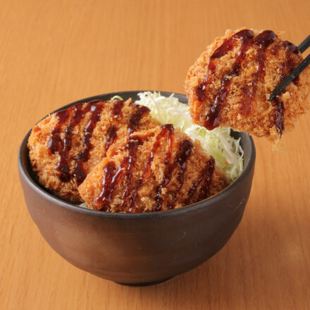 満点からしマヨソースかつ丼