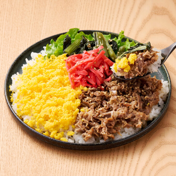 国産牛しぐれ焼肉のわんぱく3色丼